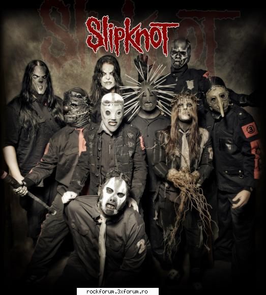 :nod: 
slipknot este o trupă de heavy metal din des moines, iowa. trupa este din nouă